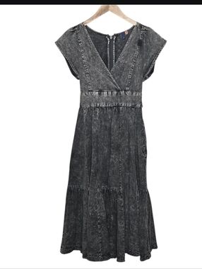 Pilcro Gray Tiered Ruffled Midi Dress